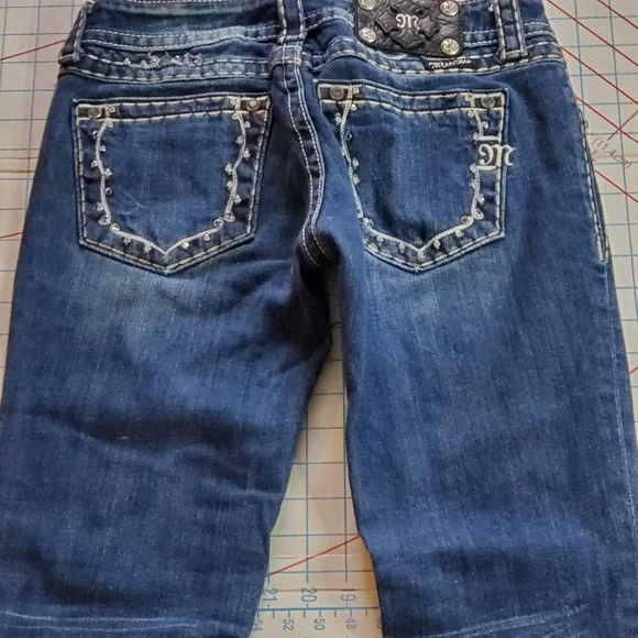 Miss Me Boot Women's Size 27 Jeans Actual 28x30 Denim Beaded Jeweled Blue - Picture 11 of 16